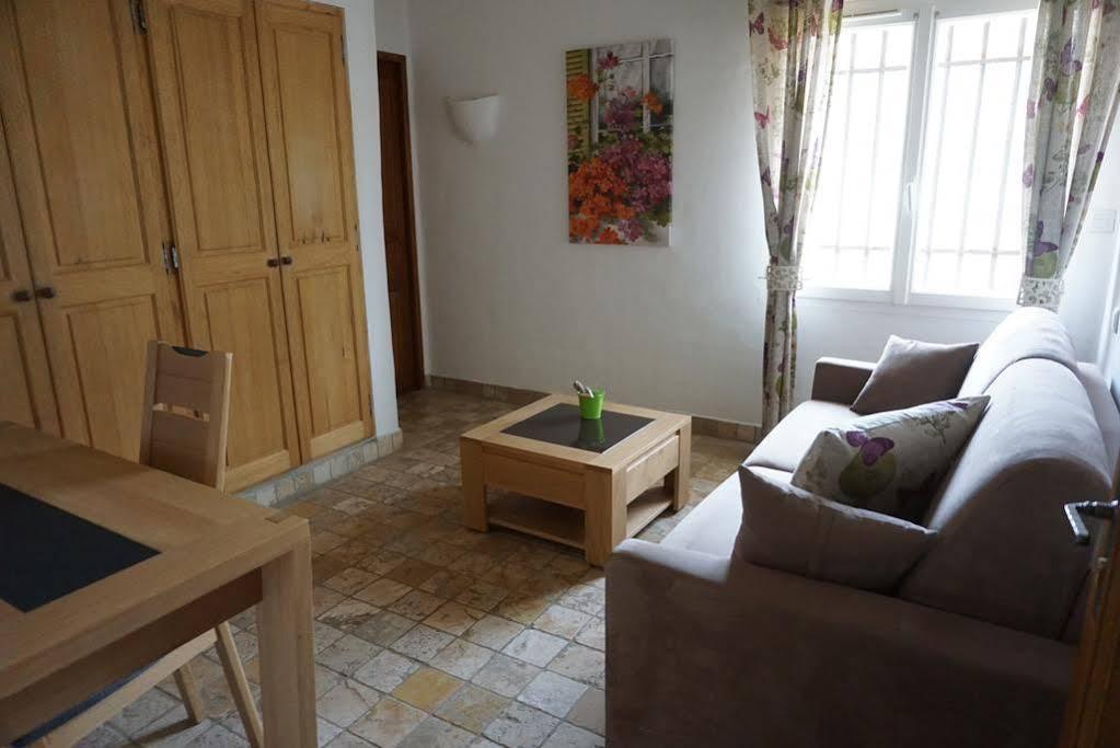 La Buisse Hotell Simiane-la-Rotonde Exteriör bild